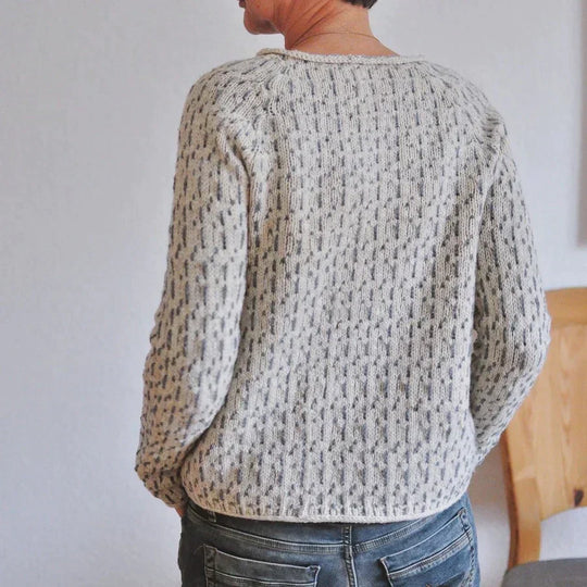 Layla - Elegant Boat Neck Sweater