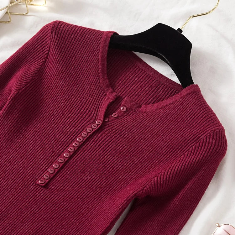 Aaliyah™ | Elegant V-Neck Sweater