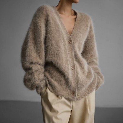 Phoebe - Luxurious Cashmere for Women