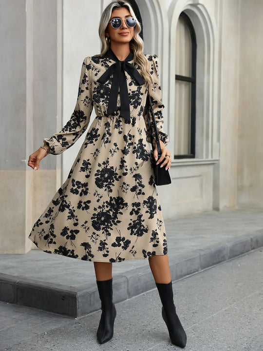 Everlee | Bow-Tie Patterned Dress