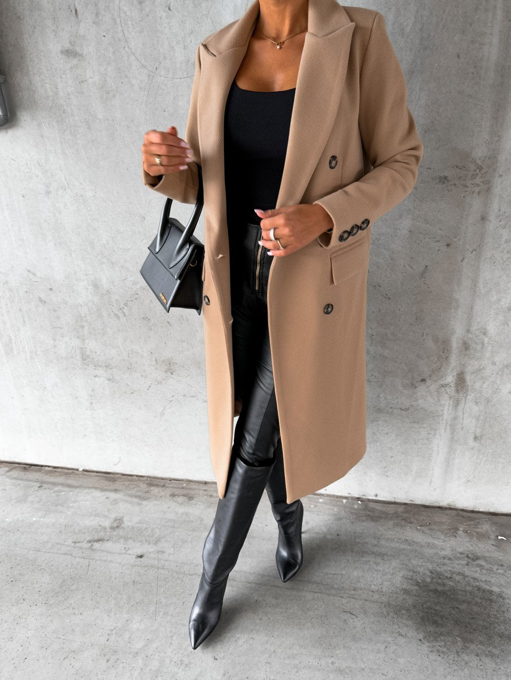 Clara - Stylish Winter Coat